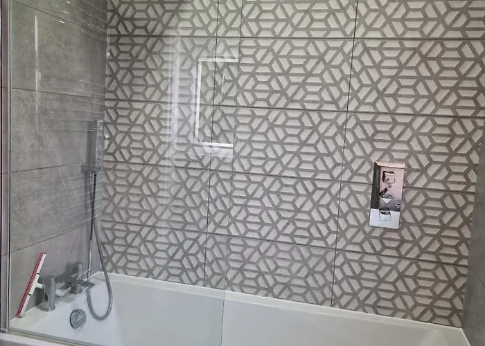 Glenleven 1 Share House Гостевой дом Бристоль