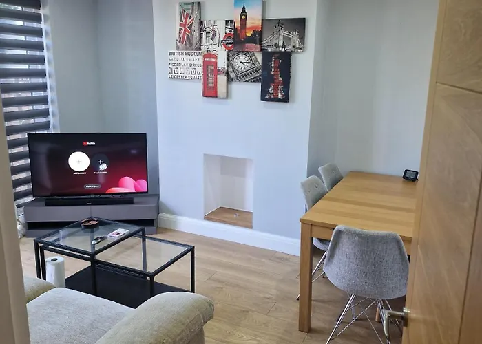 Гостевой дом Glenleven 1 Share House *